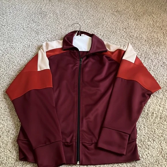 Set - Picture 3 of 3